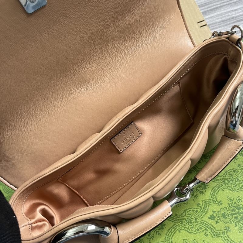 Gvc*1 horsebit bags